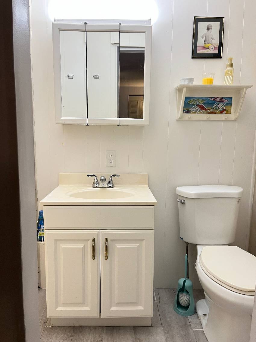 914 Eleuthera a Venice, FL Mobile or Manufactured Home for Sale